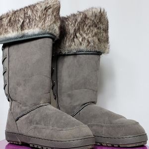Barely warm Rampage boots